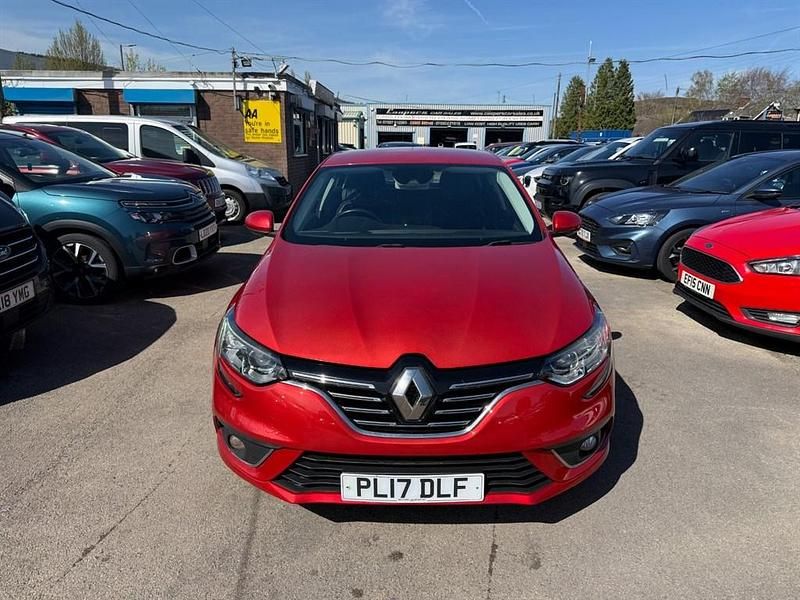 Used Renault Mégane IV Dynamique 2017 Red Hatchback