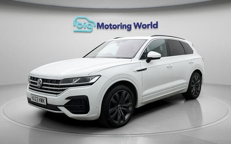 Used VW Touareg R-line 286 HP (210 kW) 2023 White SUV