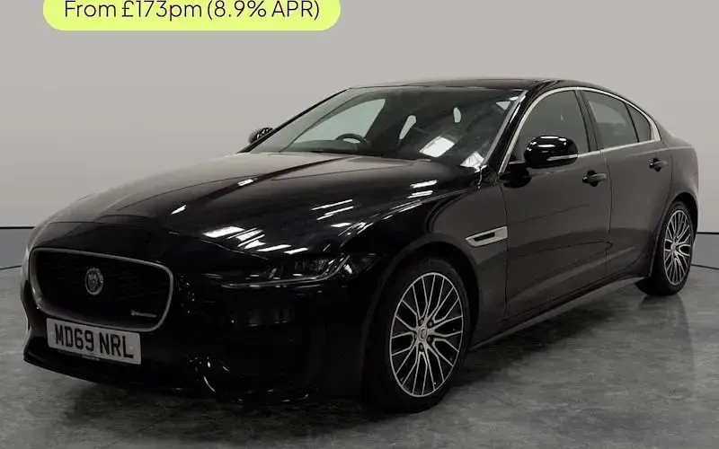 Used Jaguar XE R-Dynamic 180 HP (132 kW) 2020 Sedan