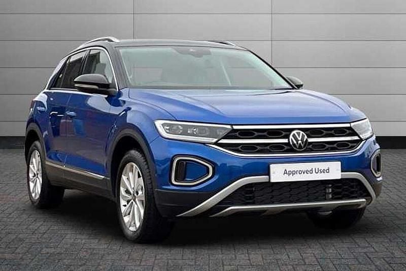 New 2025 VW T-Roc SUV | £29,450 (Super price) - Image 1/4