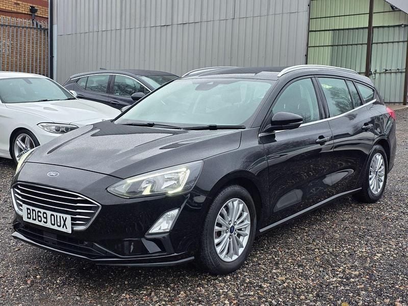 Used Ford Focus Titanium 2019 Black Estate