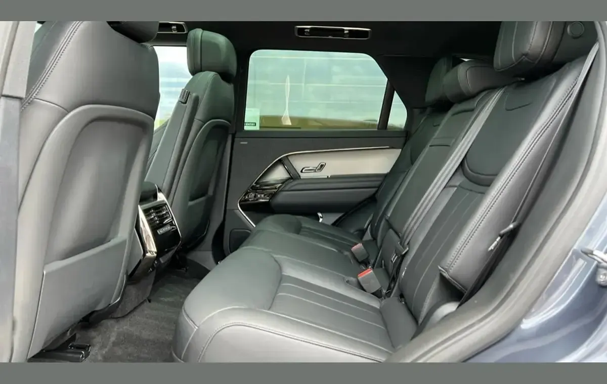 Used Land Rover Range Rover Sport SE 300 HP (220 kW) 2025 Blue SUV