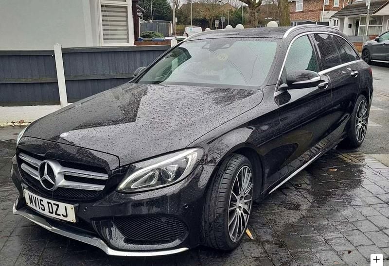 Used Mercedes C300e AMG Line Premium Plus 231 HP (169 kW) 2015 Black Estate