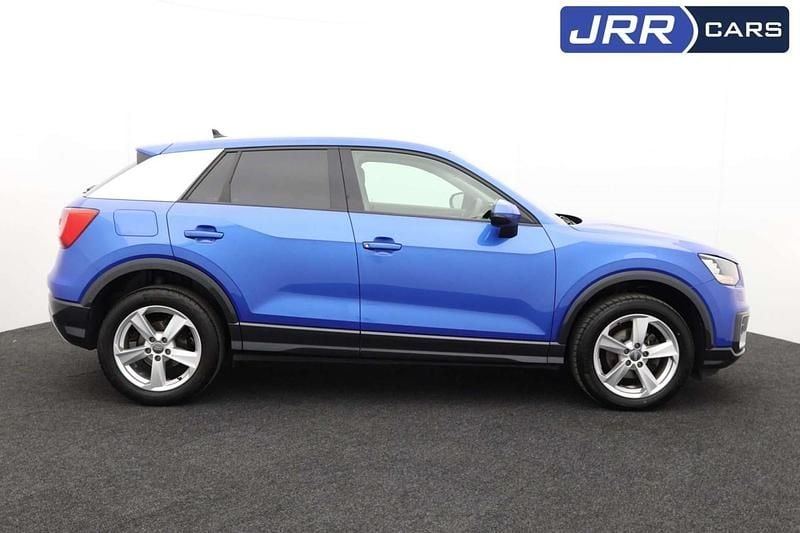 Used Audi Q2 Sport 116 HP (85 kW) 2020 Blue SUV