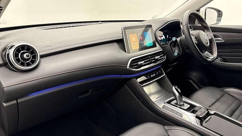 Used MG HS Trophy 2024 White SUV