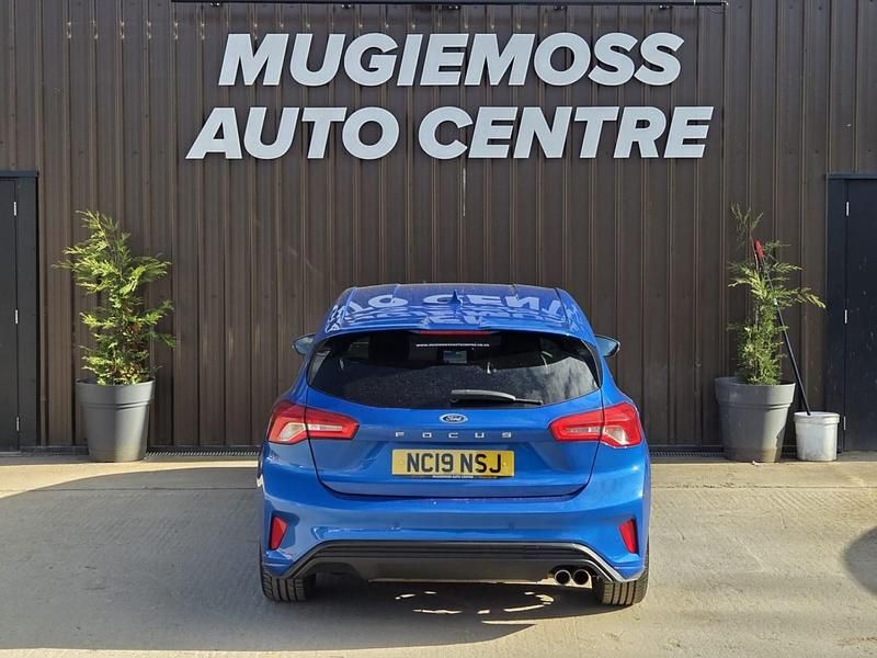 Used Ford Focus ST-Line 125 HP (91 kW) 2019 Blue Hatchback
