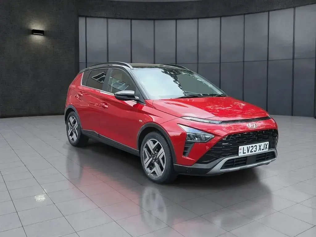 Used Hyundai Bayon Ultimate 98 HP (72 kW) 2023 Red SUV