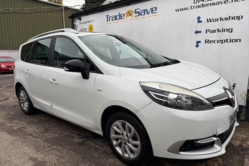 White Used 2015 Renault Grand Scénic III LIMITED MPV | £3,995 (Fair price) - Image 1/1