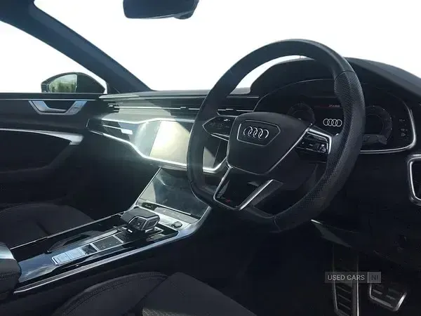 Usado Audi A7 Black Edition 245 HP (180 kW) 2022 Branco Sedan