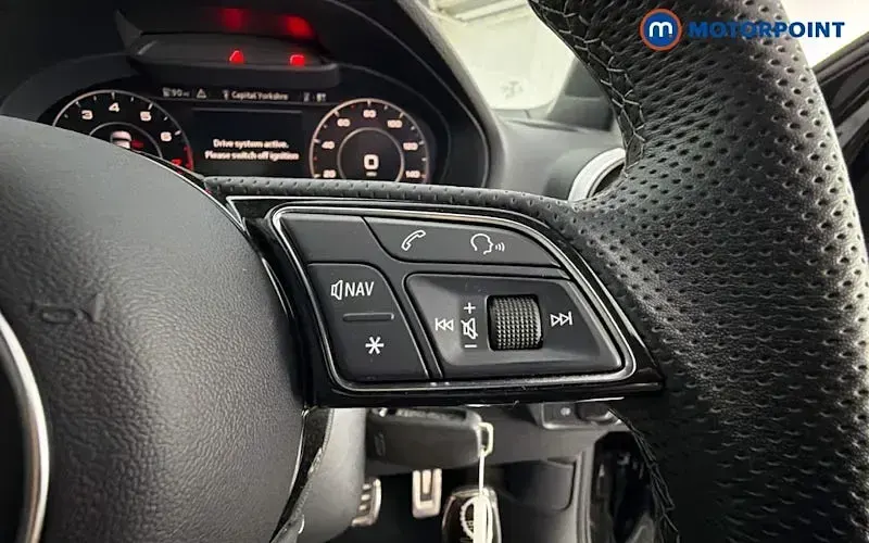 Used Audi Q2 S-Line 150 HP (110 kW) 2023 Black SUV