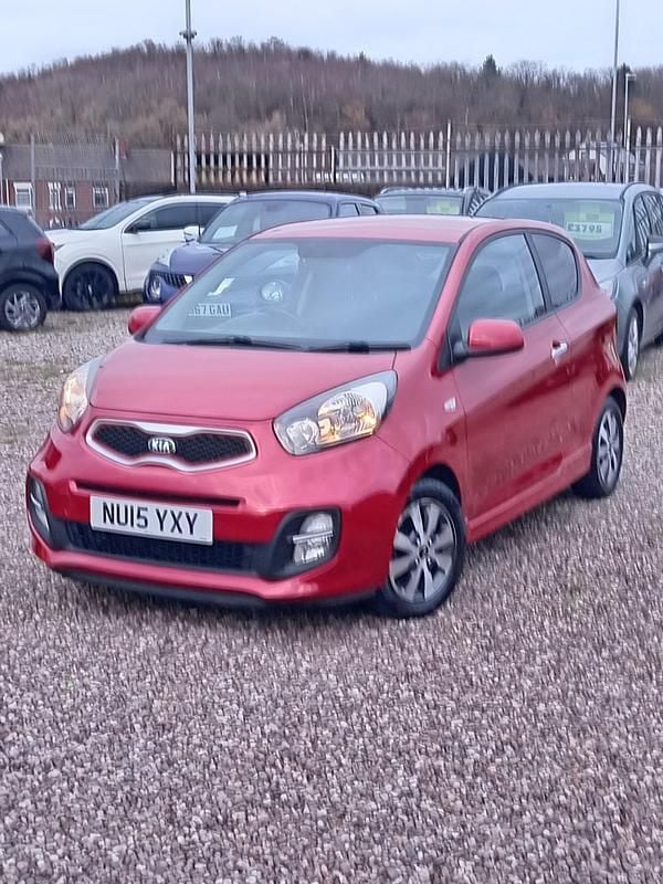 Used Kia Picanto 2015 Red Hatchback