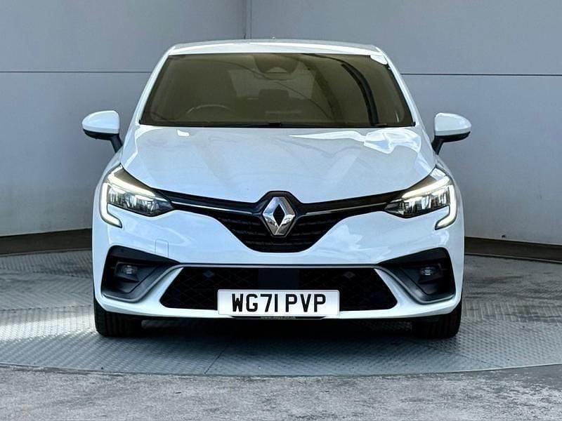 Used Renault Clio V RS Line 140 HP (102 kW) 2021 White Hatchback