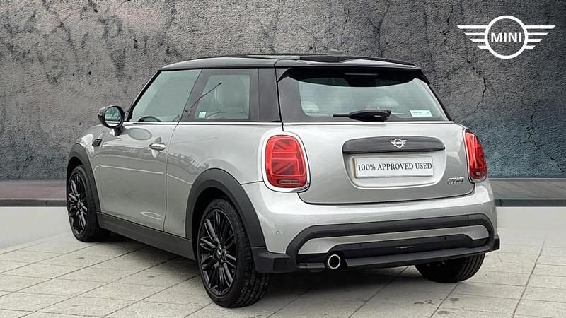 Used Mini Cooper Exclusive 134 HP (98 kW) 2023 Silver Hatchback