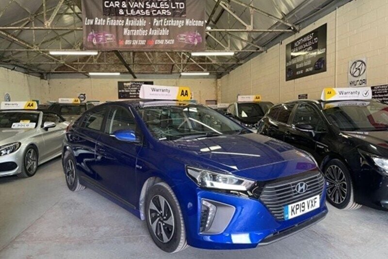 Blue Used 2019 Hyundai Ioniq SE Sedan | £11,477 (Fair price) - Image 1/2