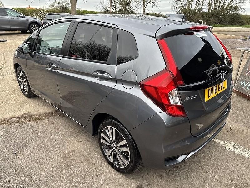 Used Honda Jazz EX 102 HP (75 kW) 2018 Grey Hatchback