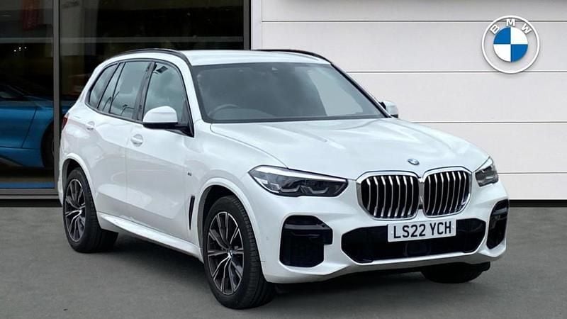 White Used 2022 BMW X5 M Sport SUV | £45,450 (Super price) - Image 1/4