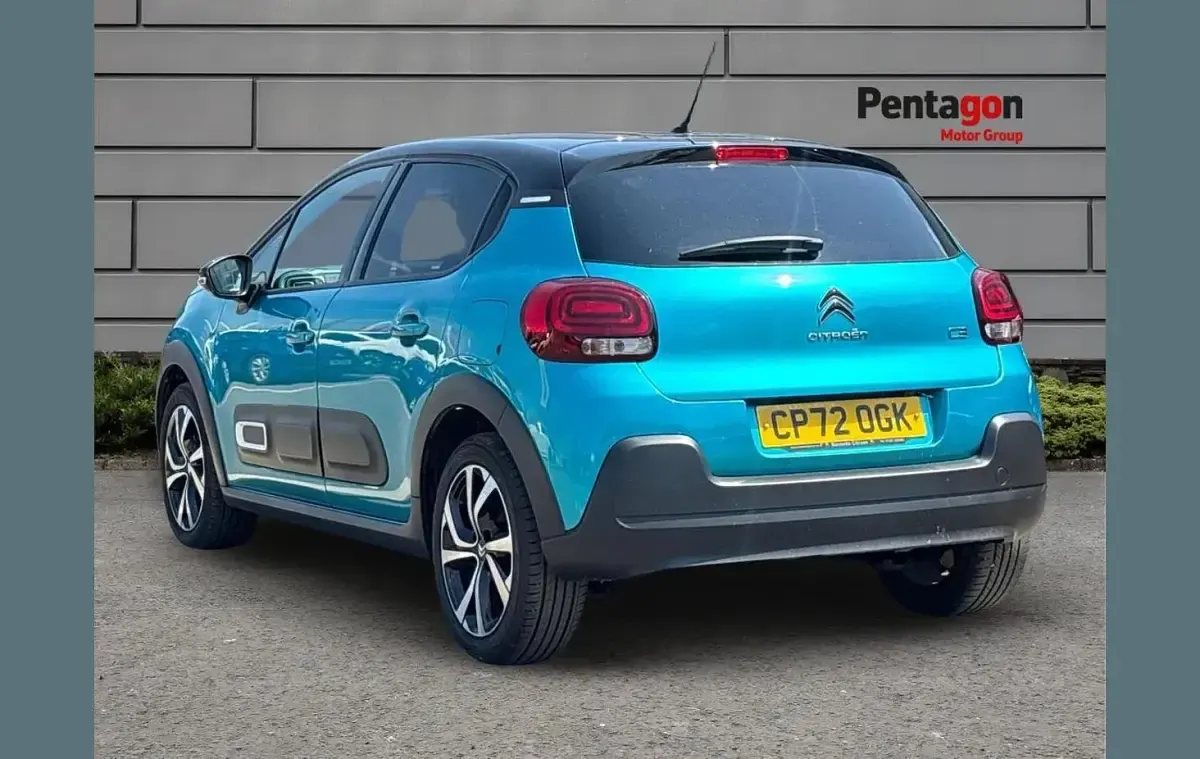 Used Citroën C3 PureTech 110 HP (80 kW) 2023 Blue Hatchback