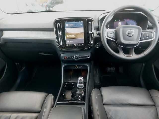 Usado Volvo XC40 Ultra 194 HP (142 kW) 2025 SUV