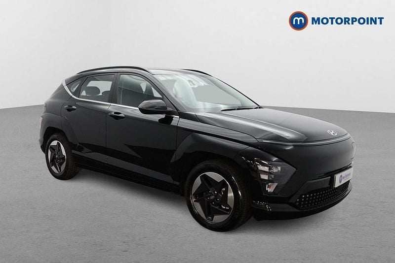 Black Used 2025 Hyundai Kona Advanced SUV | £21,849 (Good price) - Image 1/4