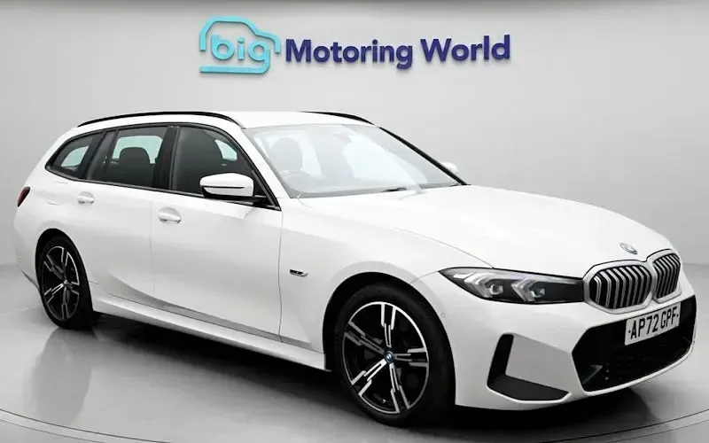 Usado BMW 330e M Sport 292 HP (214 kW) 2023 Carrinha