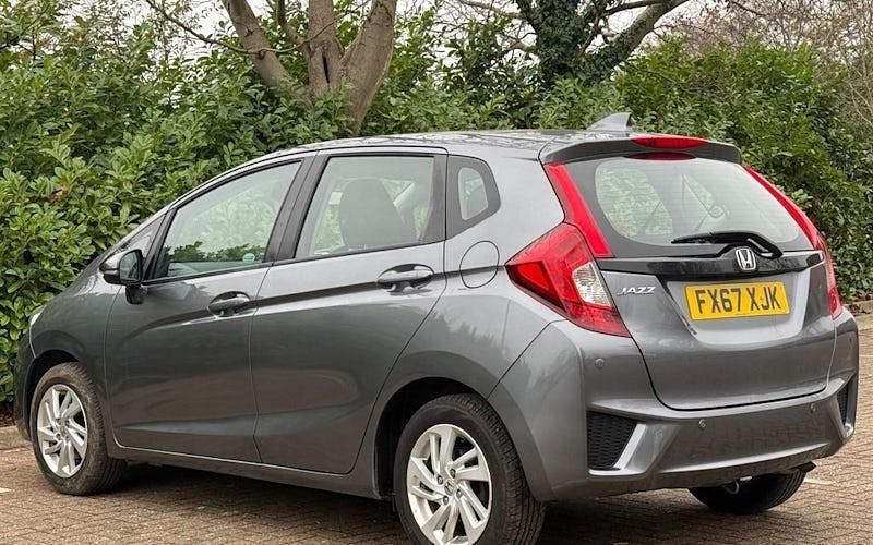 Used Honda Jazz SE 102 HP (75 kW) 2017 Hatchback