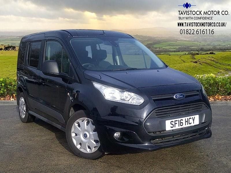Used Ford Tourneo Connect Zetec 100 HP (73 kW) 2016 Black MPV