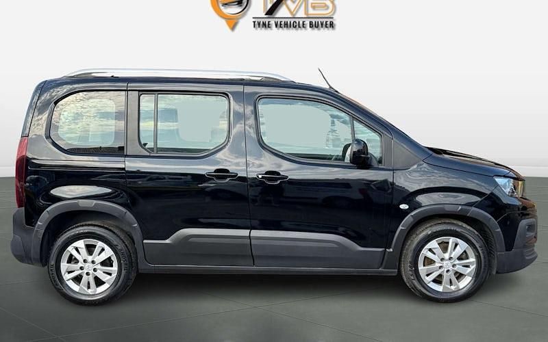 Used Peugeot Rifter Allure 110 HP (80 kW) 2022 MPV