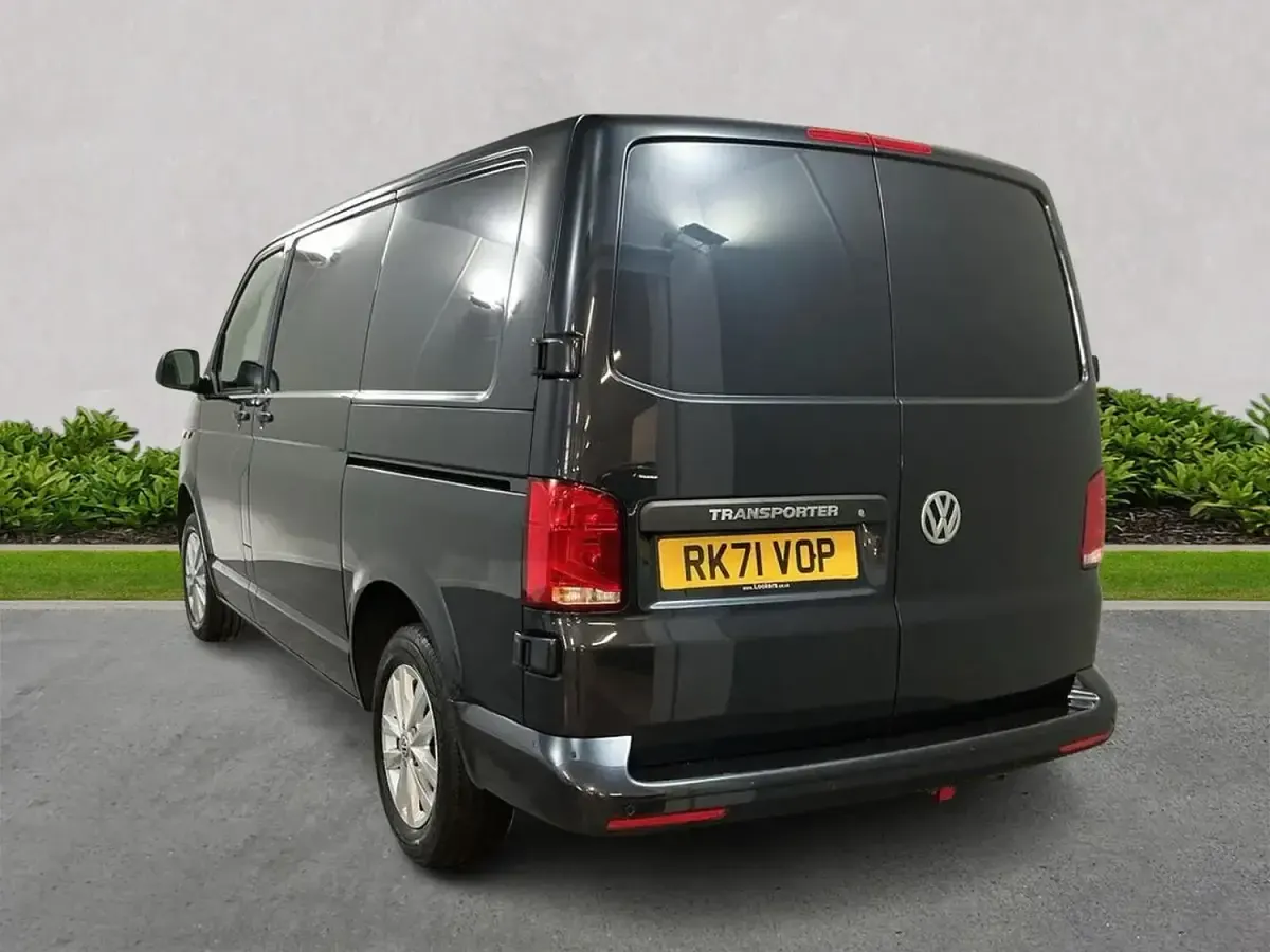 Used VW Transporter Highline 150 HP (110 kW) 2021 Blue Van