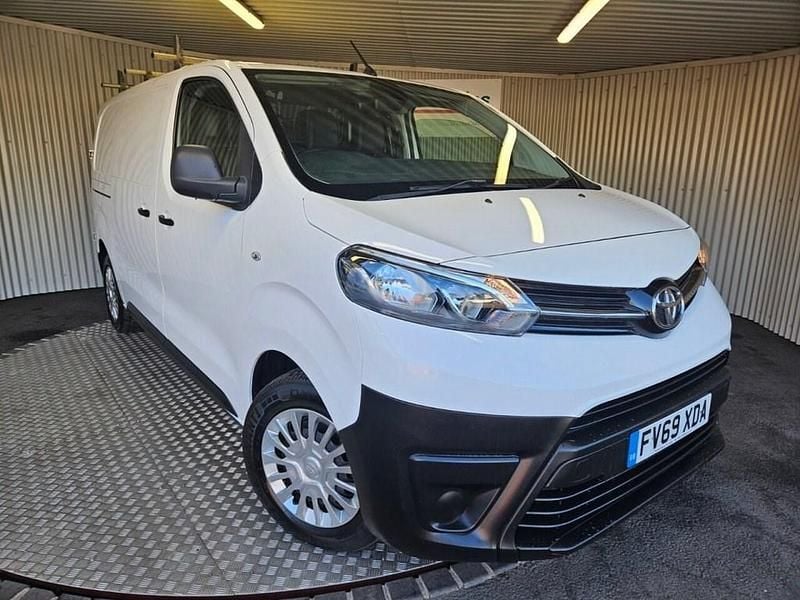 White Used 2020 Toyota Proace Van | £9,500 (Super price) - Image 1/4