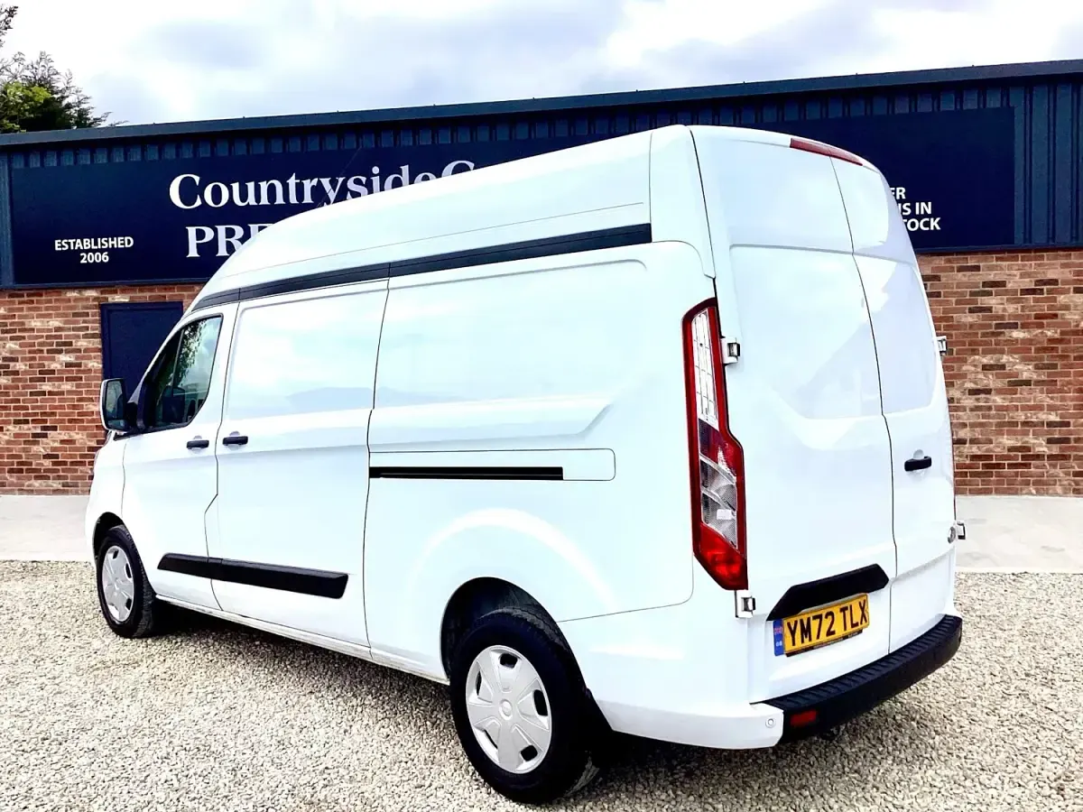 Begagnad Ford Transit Custom Trend 130 HK (95 kW) 2023 Vit Van