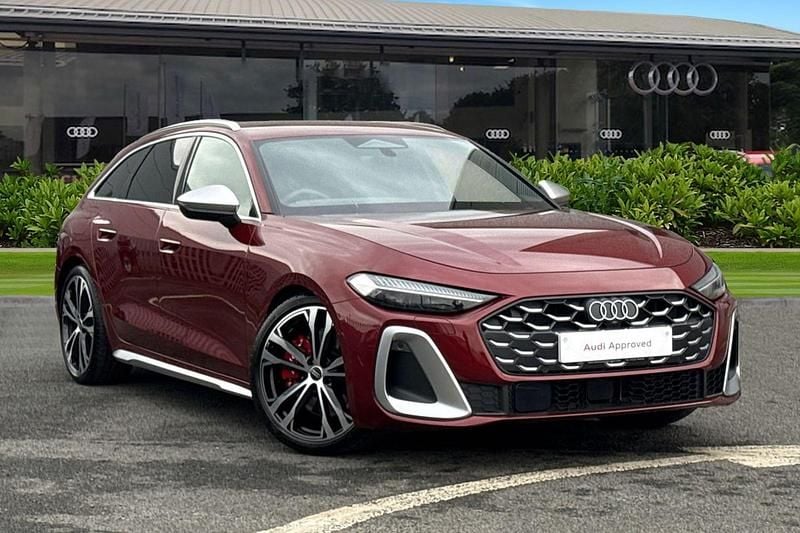 Used Audi S5 Advanced 367 HP (269 kW) 2024 Red Estate