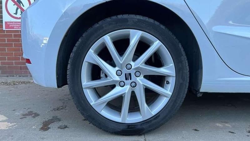 Used Seat Ibiza FR 110 HP (80 kW) 2024 White Hatchback