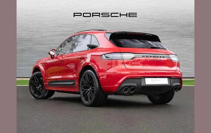 Used Porsche Macan GTS 434 HP (319 kW) 2024 Red SUV