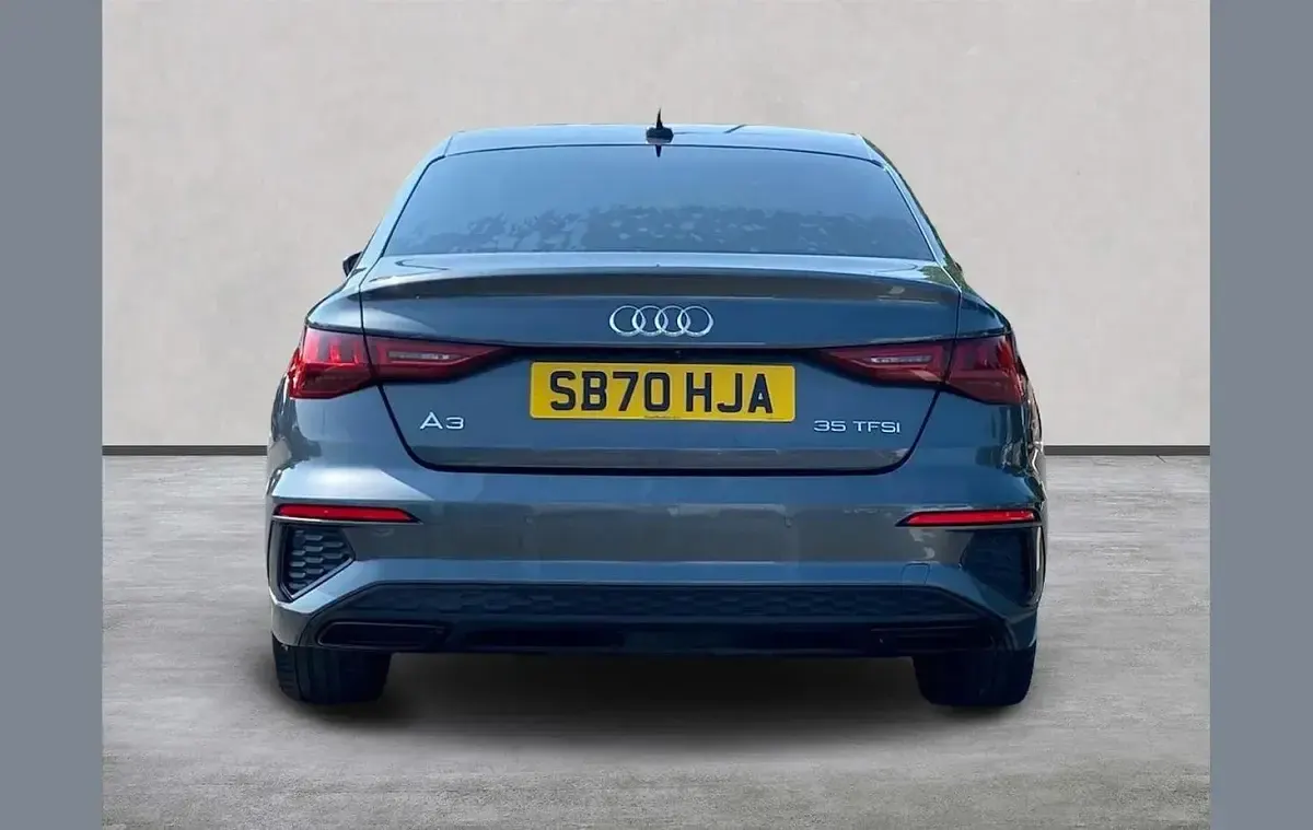Used Audi A3 Advanced 150 HP (110 kW) 2020 Grey Sedan