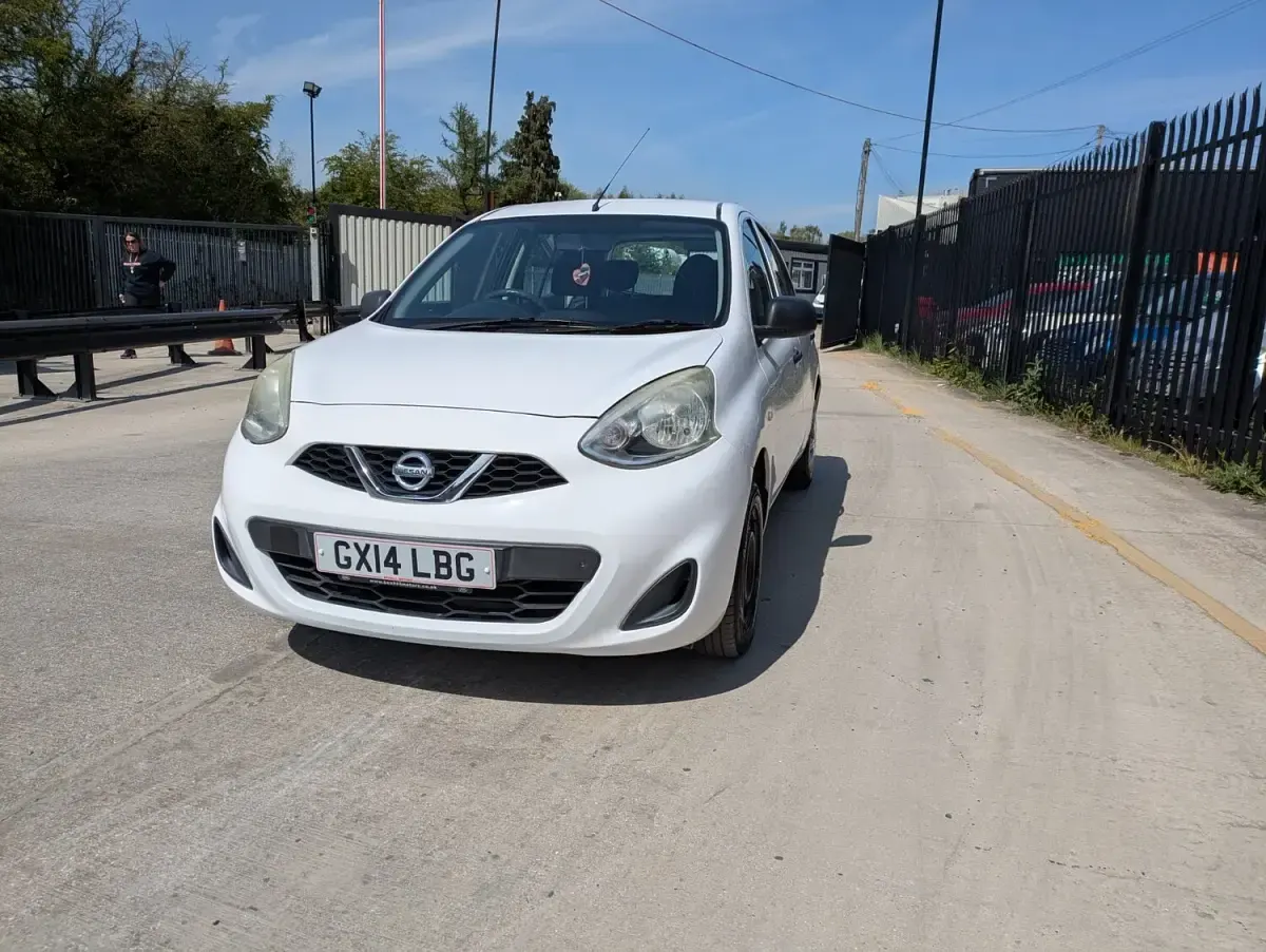 Used Nissan Micra Visia 78 HP (57 kW) 2014 White Hatchback