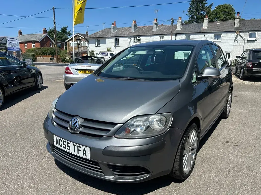Used VW Golf IV S 113 HP (83 kW) 2005 Grey Hatchback