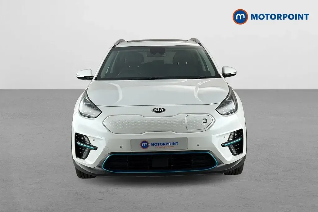 Used Kia e-Niro 150 kW (204 HP) 2021 White SUV