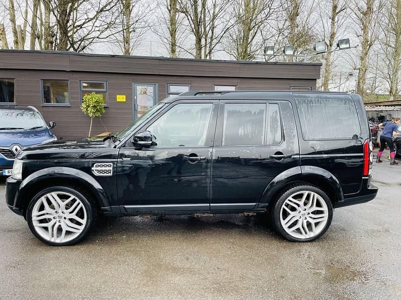 Used Land Rover Discovery 4 HSE Luxury 256 HP (188 kW) 2015 Black SUV