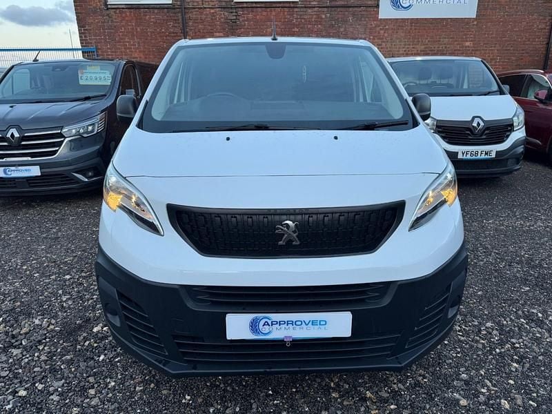 Used Peugeot Expert Premium 100 HP (73 kW) 2023 White Van