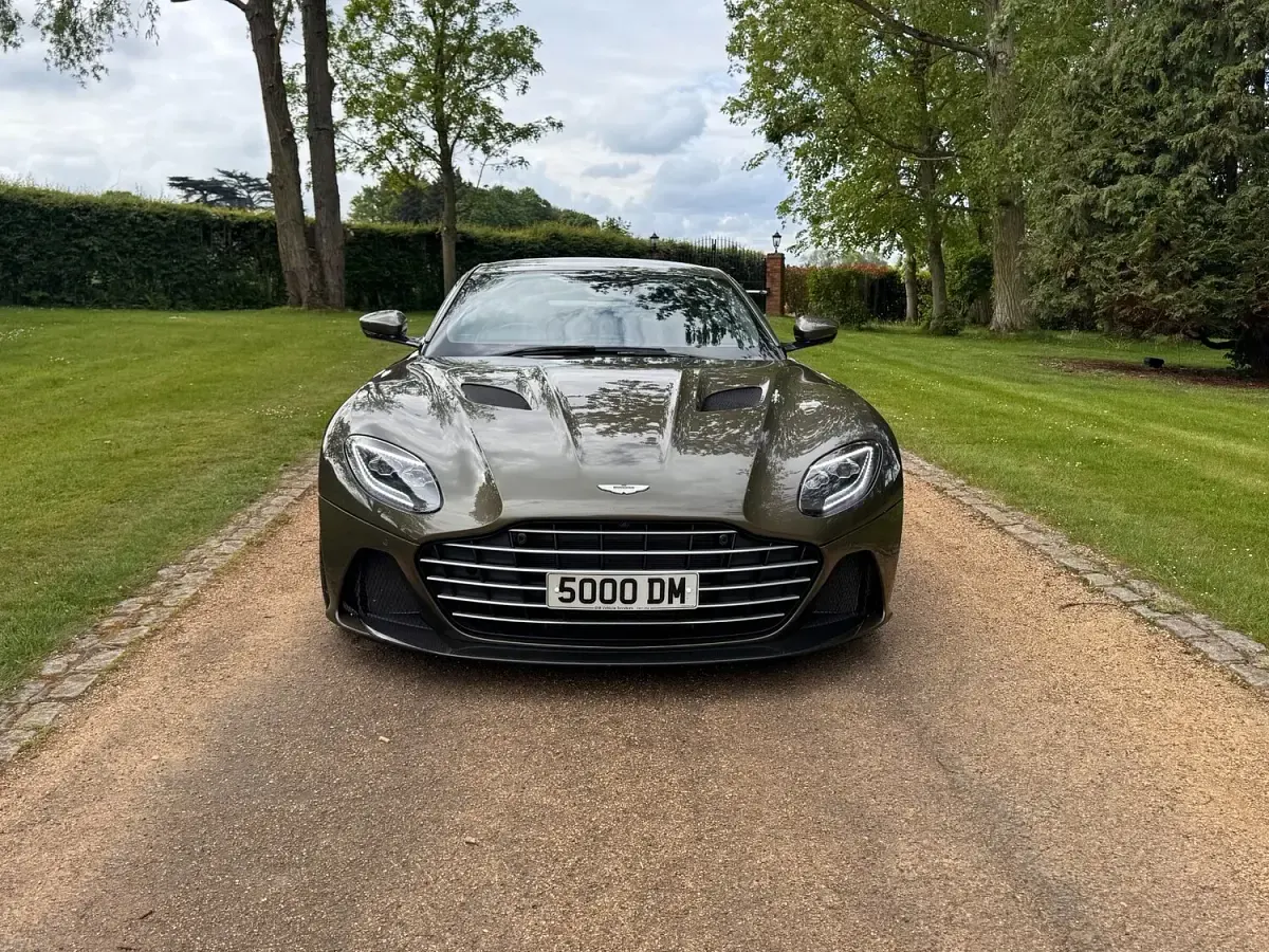 Used Aston Martin DBS 715 HP (525 kW) 2019 Green Coupe