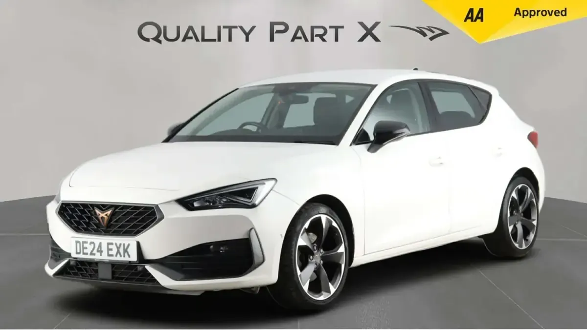 Used Cupra Leon 150 HP (110 kW) 2024 White Hatchback
