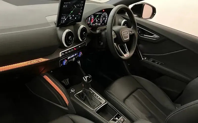 Używany Audi SQ2 300 KM (220 kW) 2026 SUV