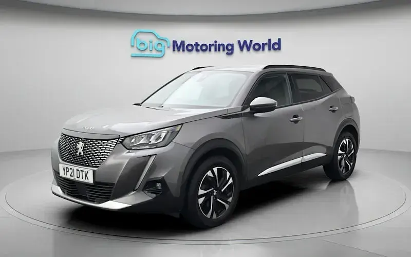 Second-hand Peugeot 2008 Allure Premium 131 CP (96 kW) 2021 Gri SUV