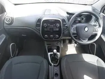 Used Renault Captur Play 90 HP (66 kW) 2018 Black SUV