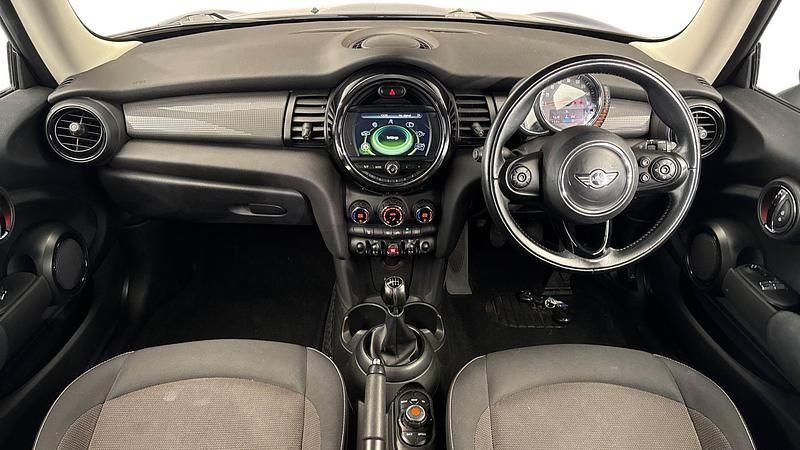 Used Mini ONE Hatch 101 HP (74 kW) 2017 Blue Hatchback