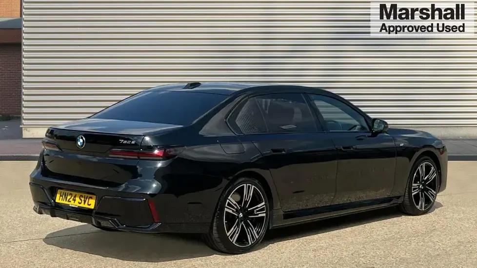 Used BMW 750e M Sport 489 HP (359 kW) 2024 Black Sedan