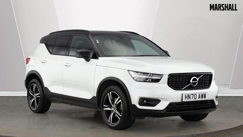 White Used 2020 Volvo XC40 R-Design SUV | £20,990 (Fair price) - Image 1/4
