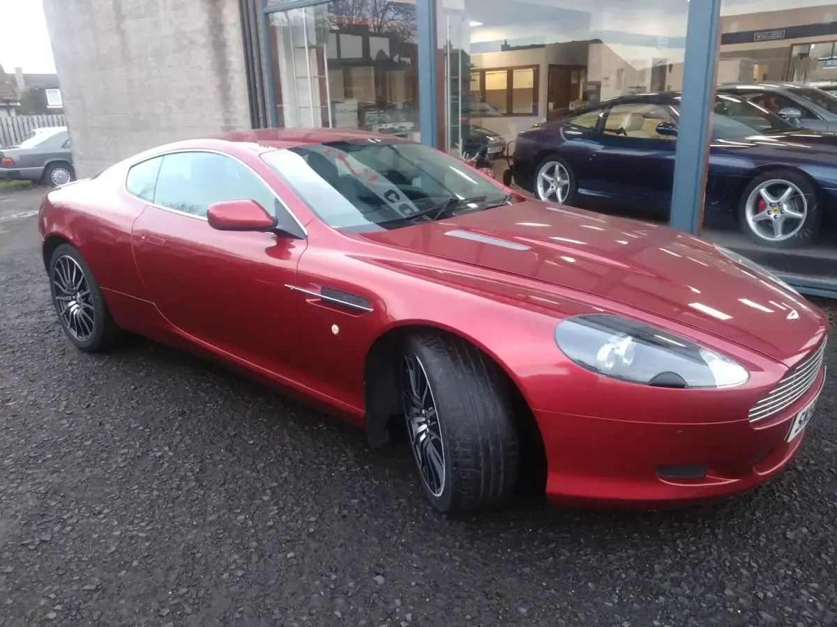 Used Aston Martin DB9 456 HP (335 kW) 2007 Red Coupe