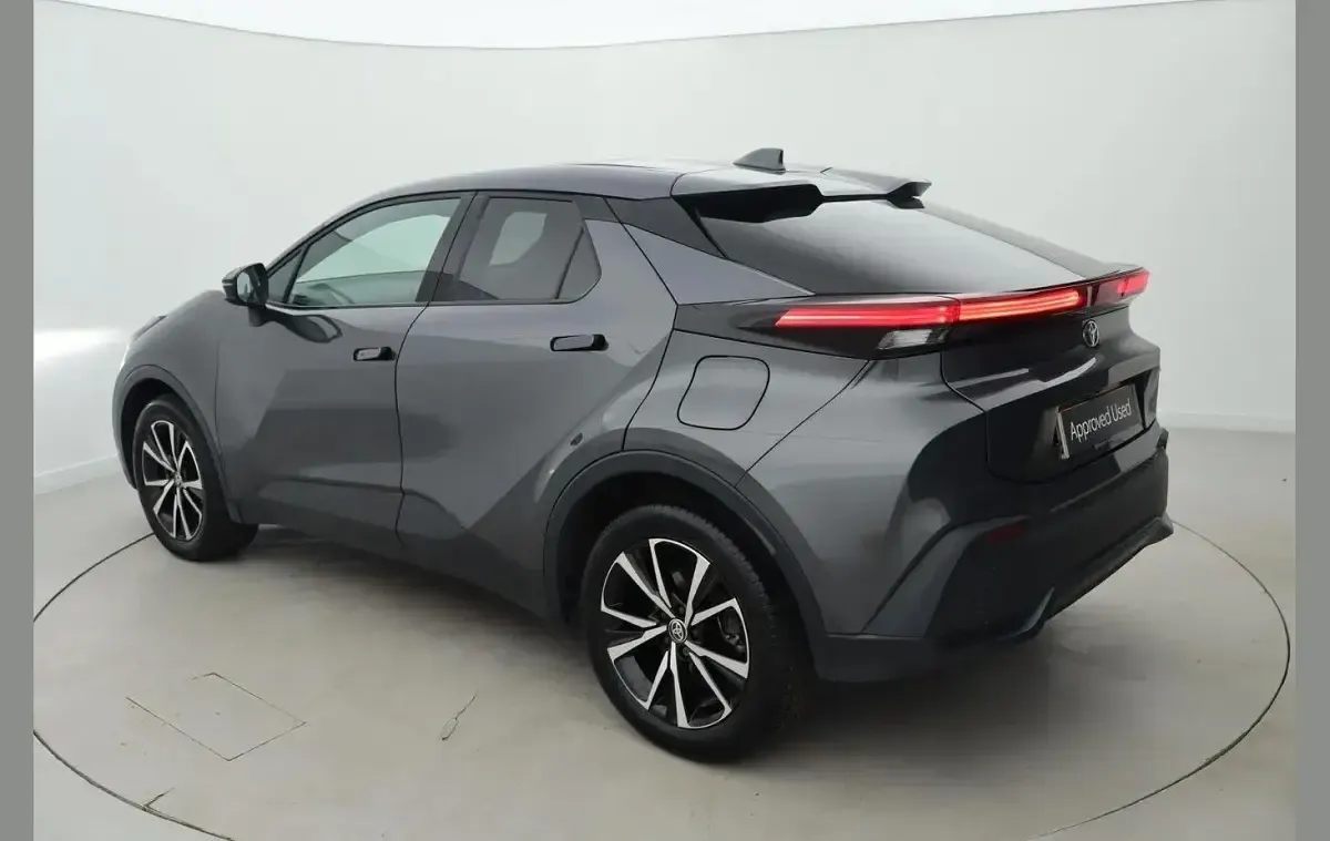Used Toyota C-HR Design 220 HP (161 kW) 2025 Grey SUV
