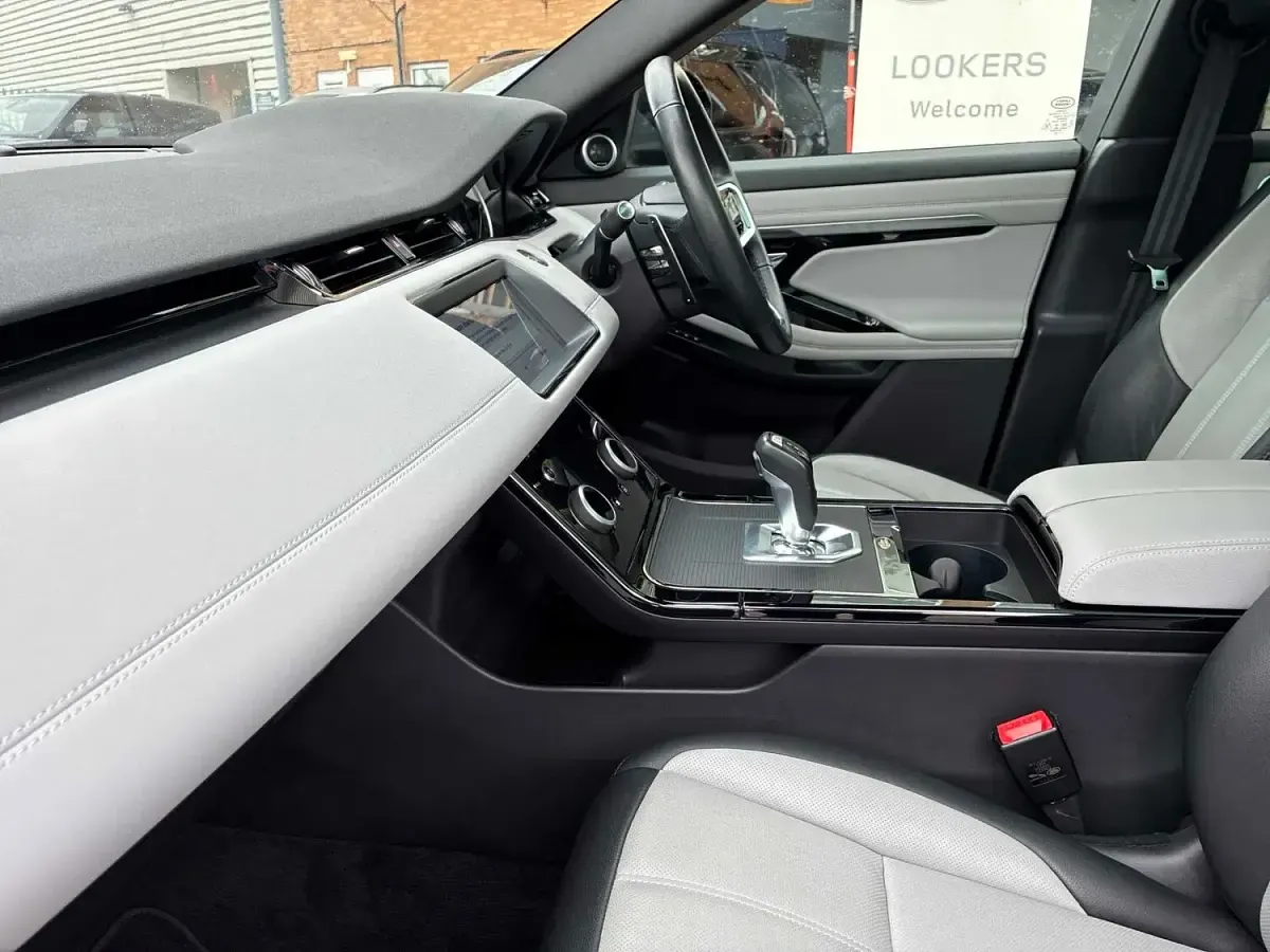Used Land Rover Range Rover evoque SE Dynamic 2022 Blue SUV